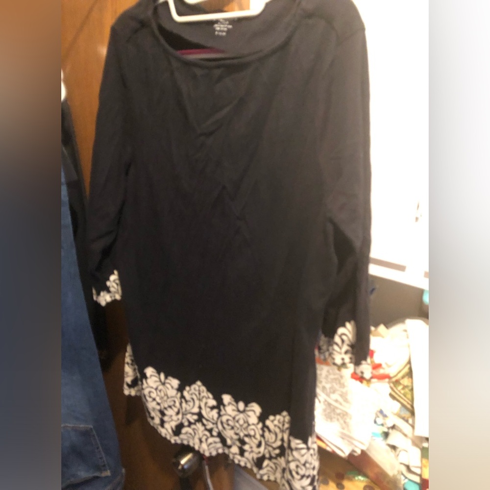 Charter Club (Macy’s) Filigree Edging Top- 787 $20 or $15 w/offer
